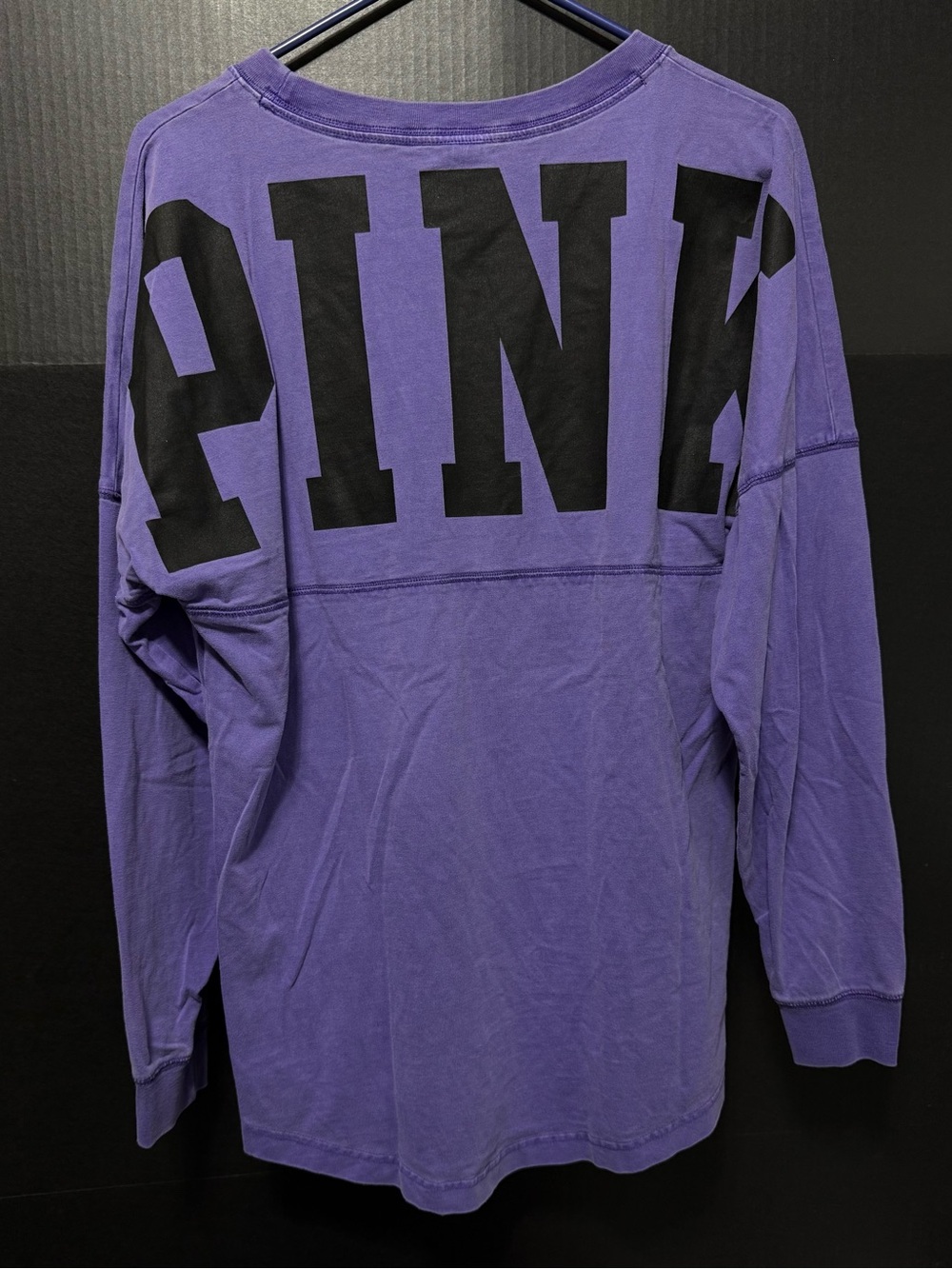 🍄PINK VS Purple Long Sleeve Spell Out T-shirt - Picture 6 of 10